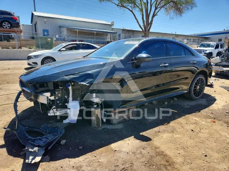 2022 Mercedes Benz CLA-Class фото