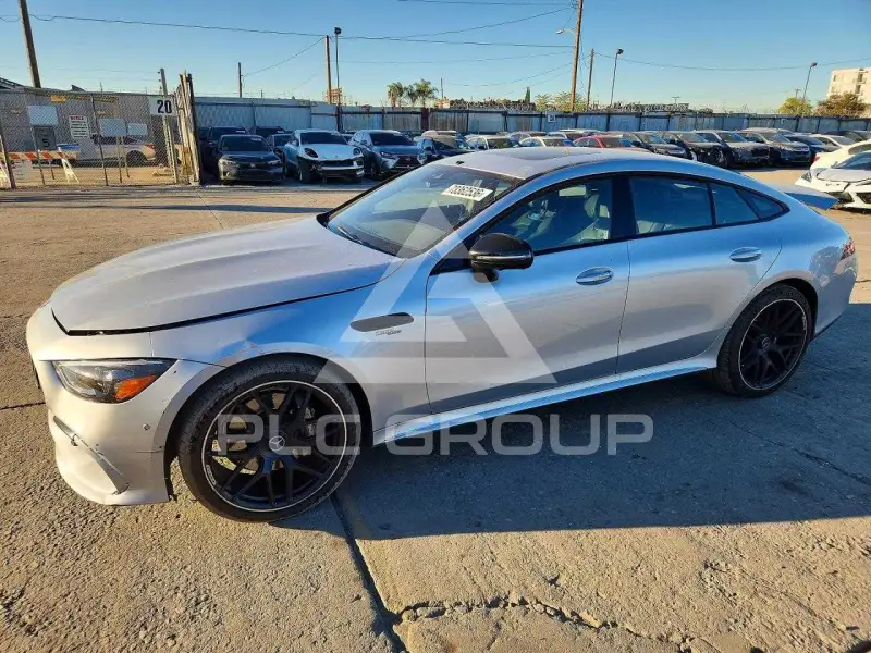2022 Mercedes Benz AMG photo