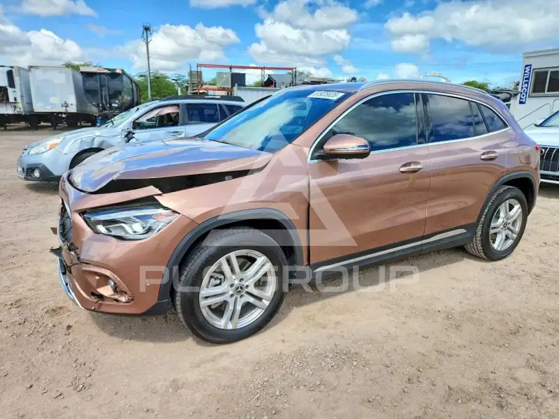 2022 Mercedes Benz GLA-Class фото