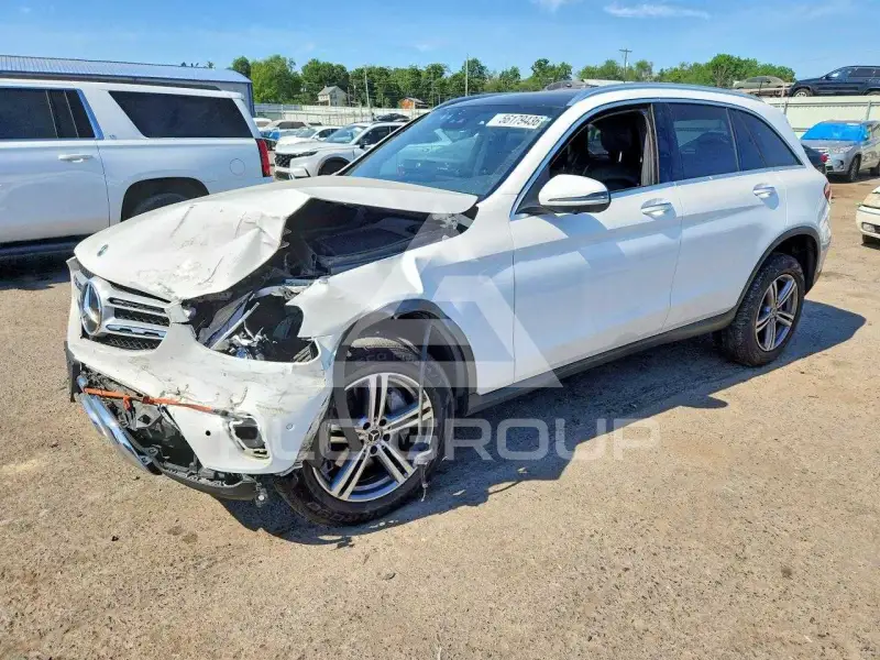 2022 Mercedes Benz GLC-Class фото