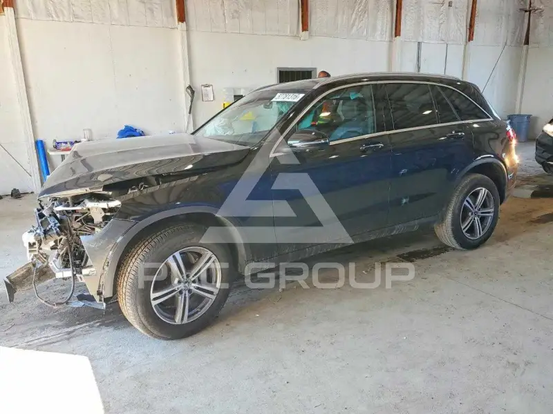 2022 Mercedes Benz GLC-Class фото