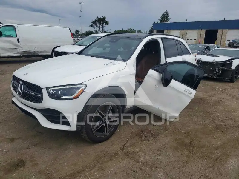 2022 Mercedes Benz GLC-Class фото