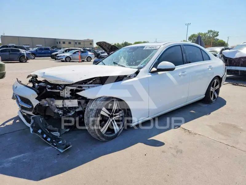 2022 Mercedes Benz C-Class фото