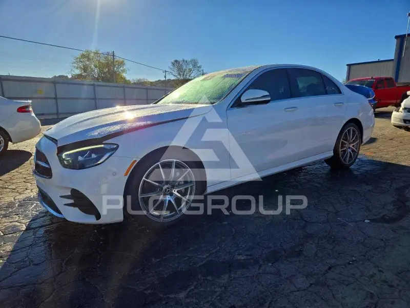2022 Mercedes Benz E-Class фото