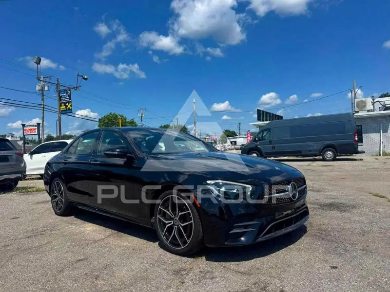 2022 Mercedes Benz E-Class фото