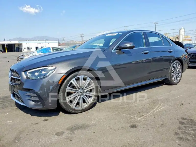 2022 Mercedes Benz E-Class фото