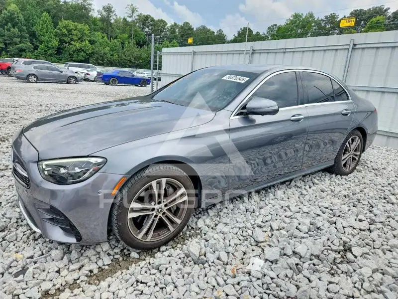 2022 Mercedes Benz E-Class photo