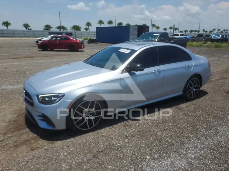 2022 Mercedes Benz E-Class photo