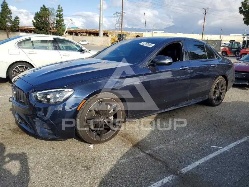 2022 Mercedes Benz E-Class фото