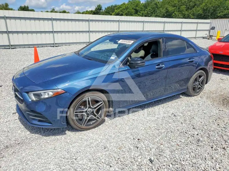 2022 Mercedes Benz A photo