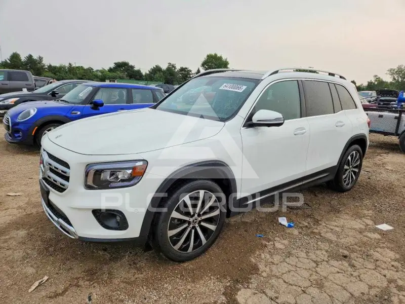 2022 Mercedes Benz GLB фото