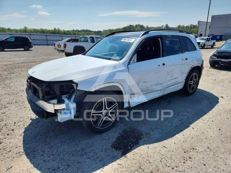 2022 Mercedes Benz GLB фото