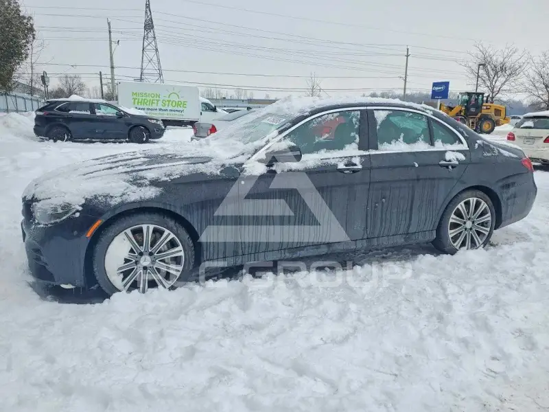 2022 Mercedes Benz E-Class фото