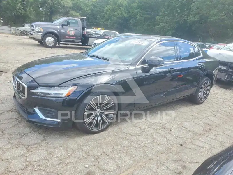 2022 Volvo S60 фото