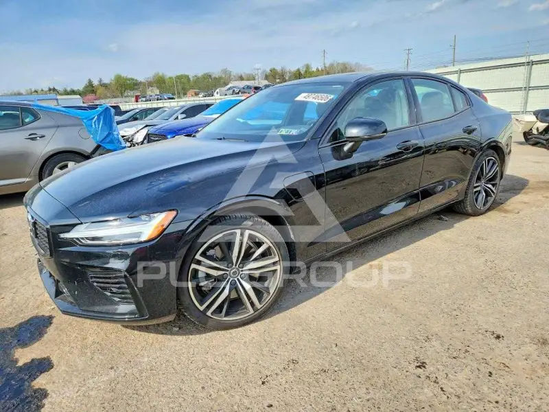 2022 Volvo S60 фото