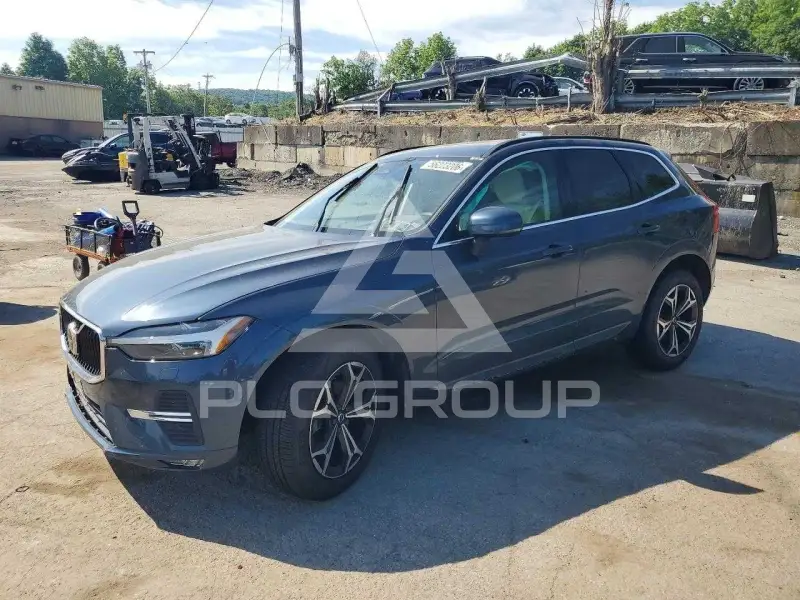 2022 Volvo XC60 photo