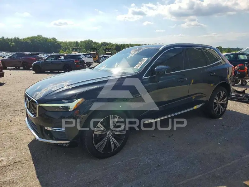 2022 Volvo XC60 photo