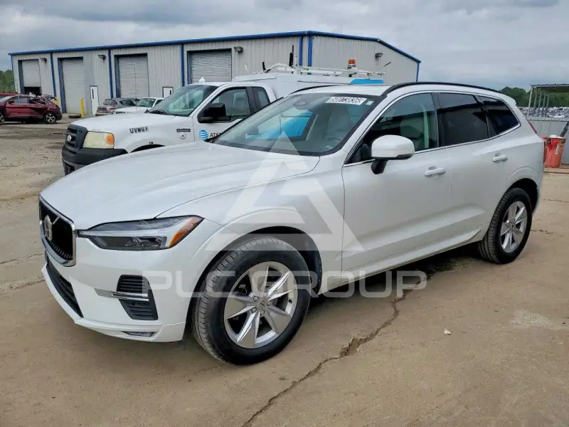 2022 Volvo XC60 фото