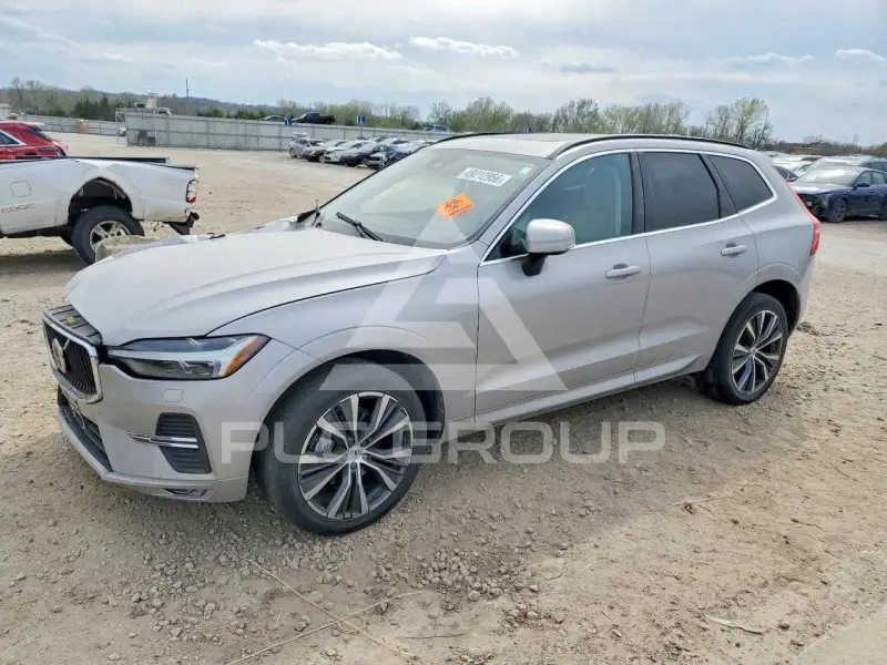 2022 Volvo XC60 фото