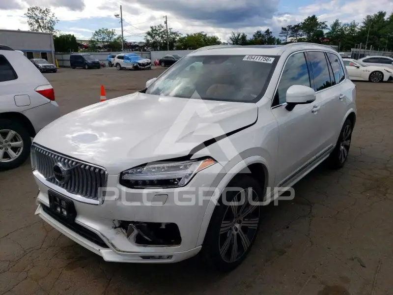 2022 Volvo XC90 фото