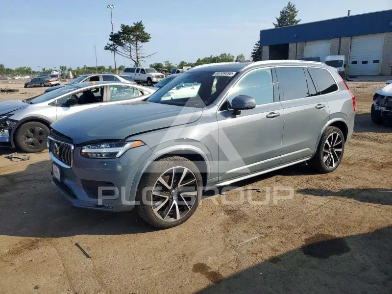 2022 Volvo XC90 фото