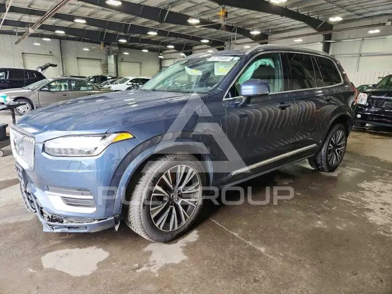 2022 Volvo XC90 фото