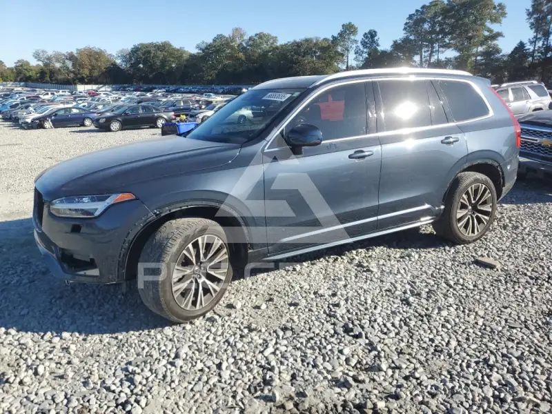 2022 Volvo XC90 photo
