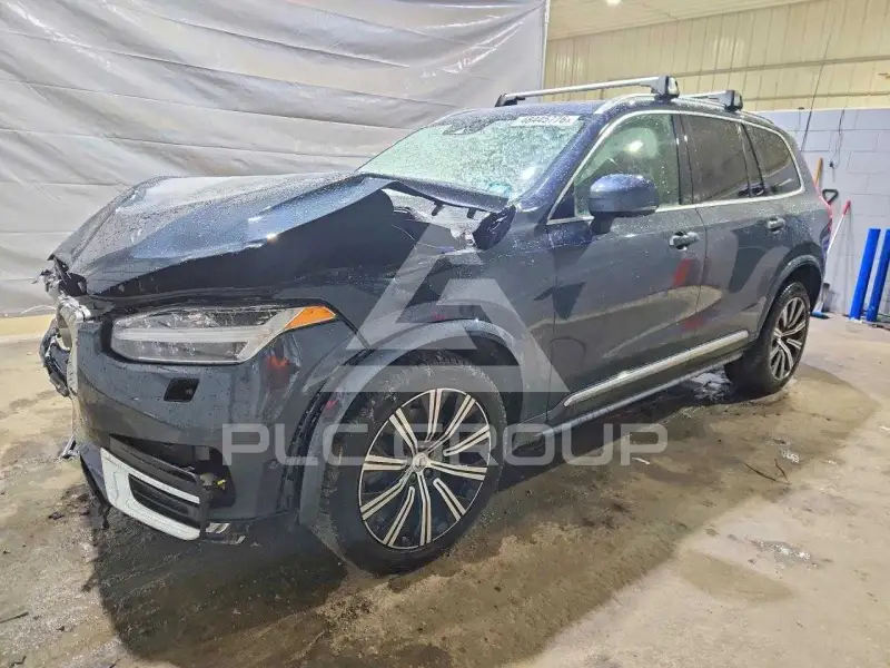 2022 Volvo XC90 фото
