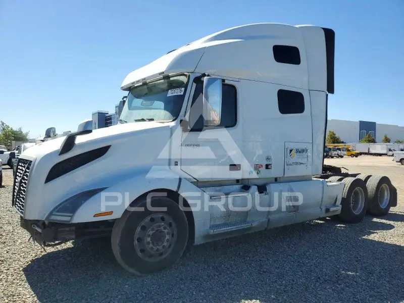 2022 Volvo VNL фото