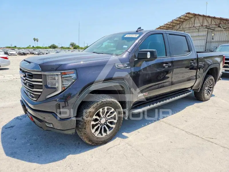 2022 GMC Sierra photo