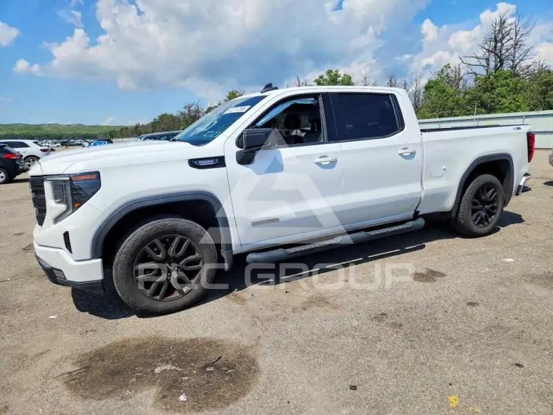 2022 GMC Sierra photo