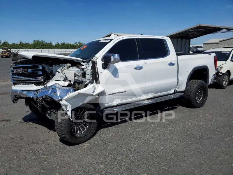 2022 GMC Sierra photo