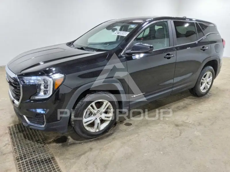 2022 GMC TERRAIN photo
