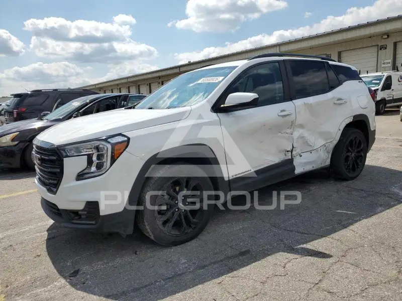 2022 GMC TERRAIN photo