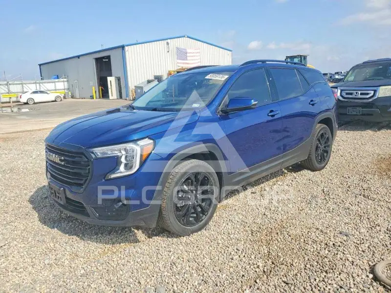 2022 GMC TERRAIN photo