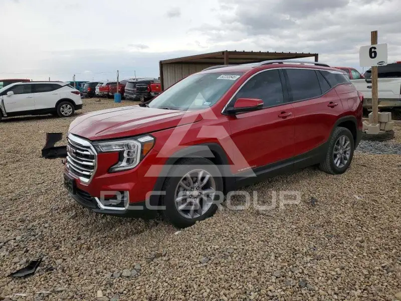 2022 GMC TERRAIN photo
