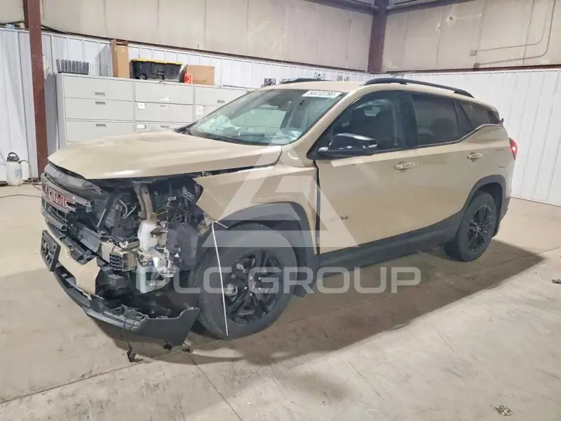2022 GMC TERRAIN photo