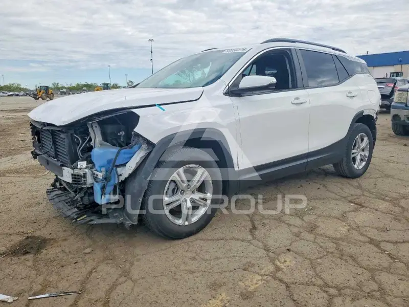 2022 GMC TERRAIN photo