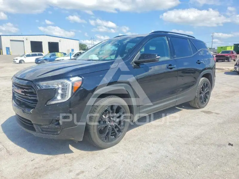 2022 GMC TERRAIN photo