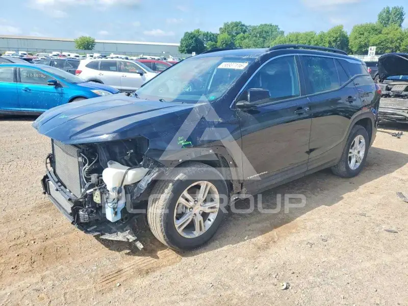 2022 GMC TERRAIN photo
