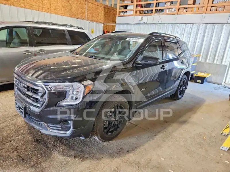 2022 GMC TERRAIN photo