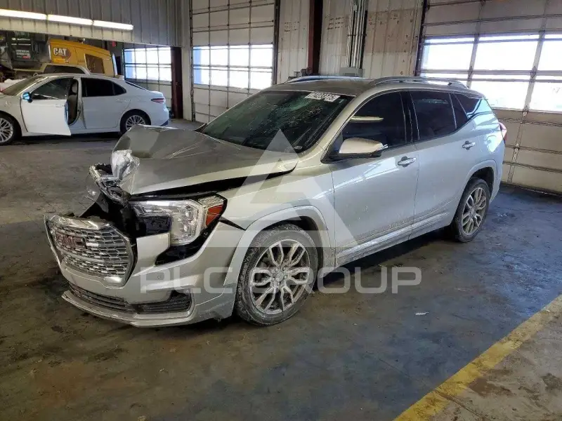 2022 GMC TERRAIN фото