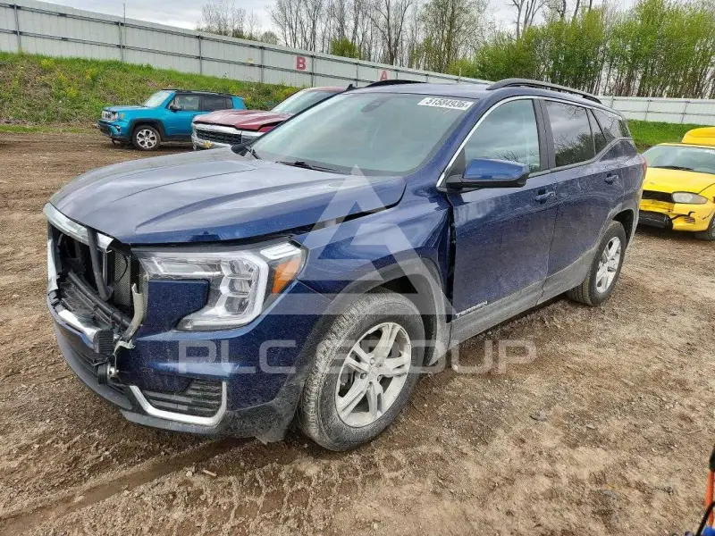 2022 GMC TERRAIN photo