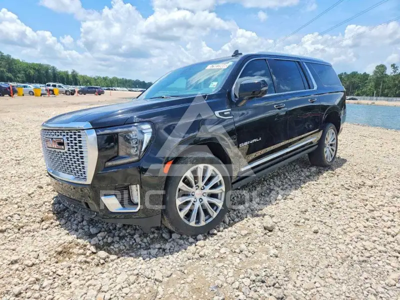 2022 GMC YUKON photo