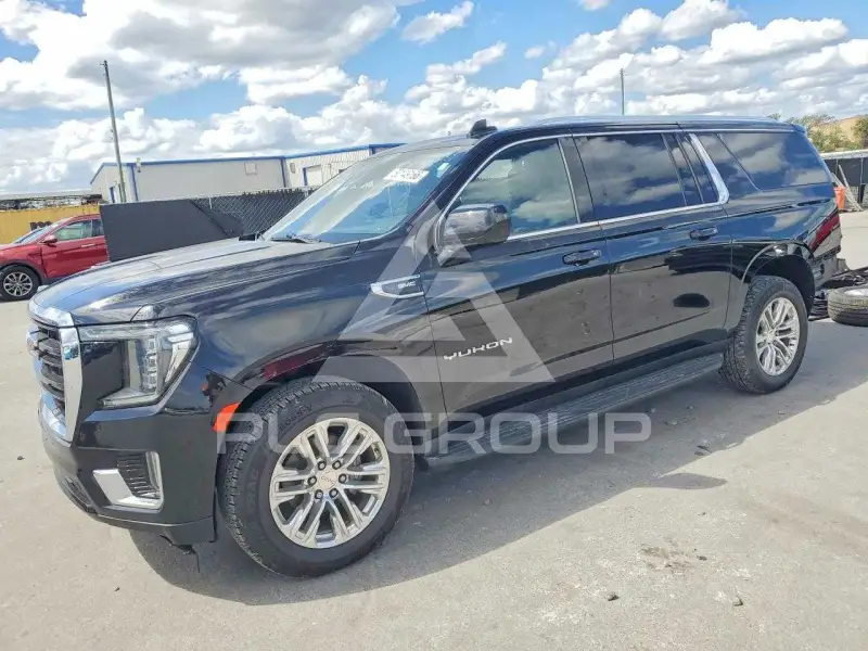 2022 GMC YUKON photo