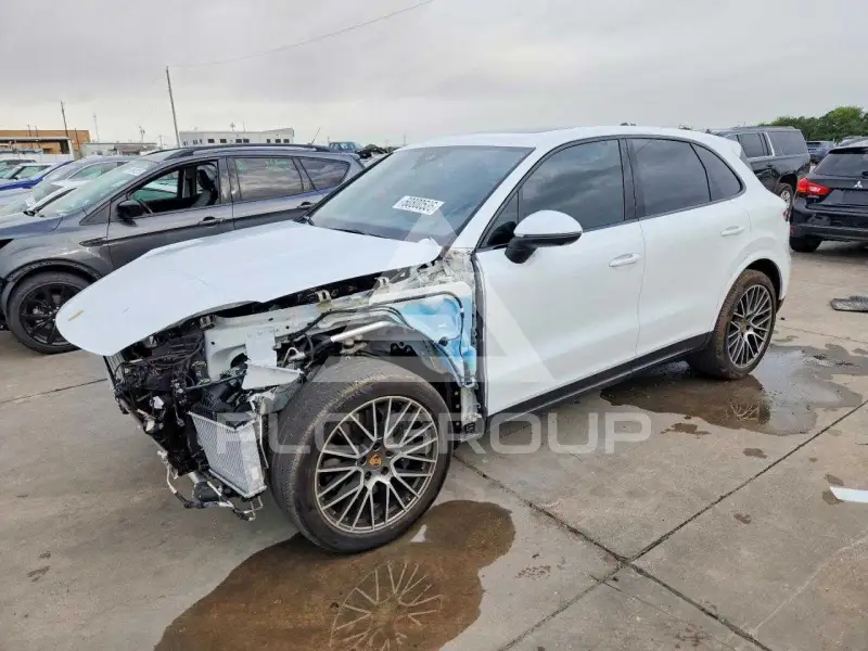 2022 Porsche Cayenne photo