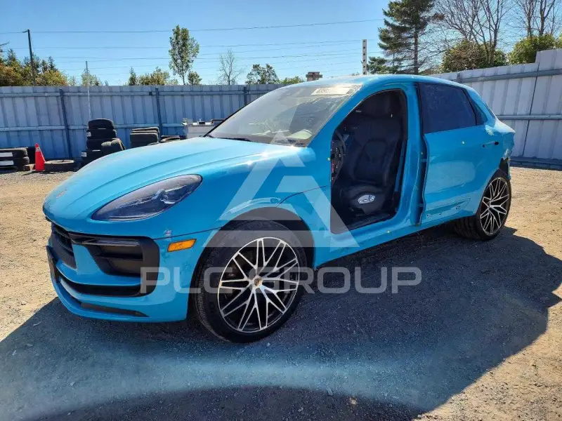 2022 Porsche MACAN photo