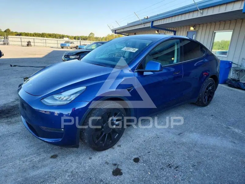 2022 Tesla Model Y фото