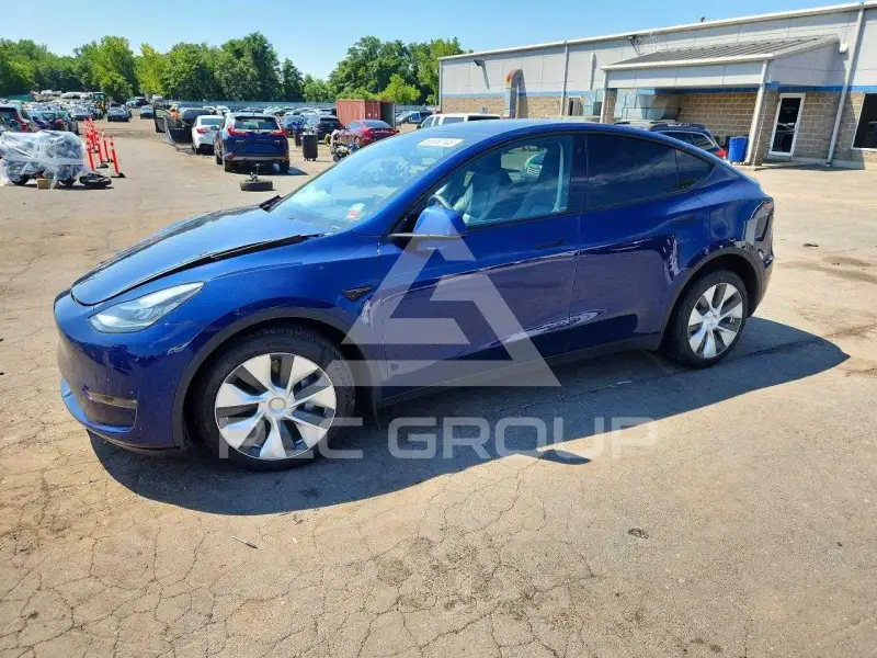 2022 Tesla Model Y фото