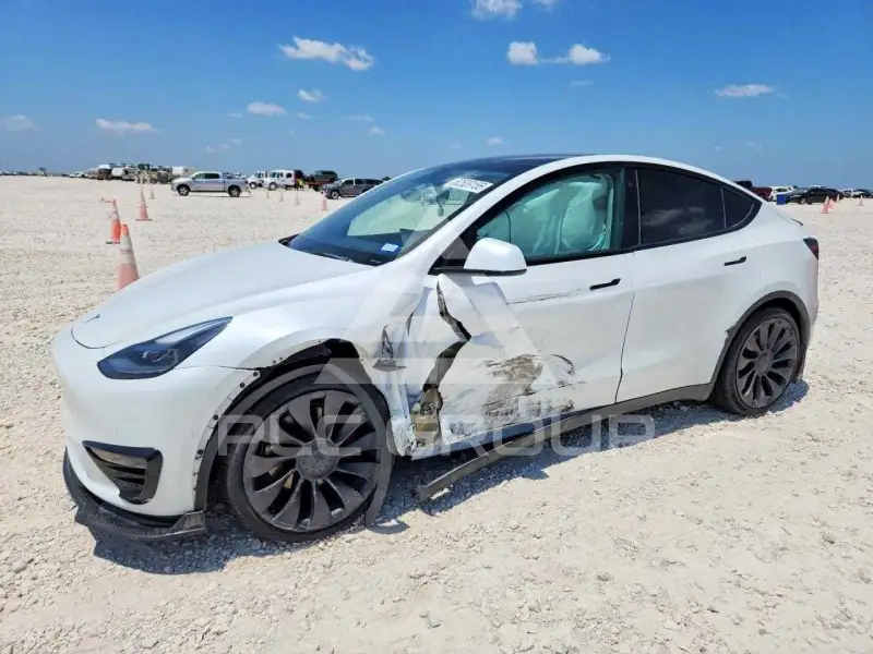 2022 Tesla Model Y фото